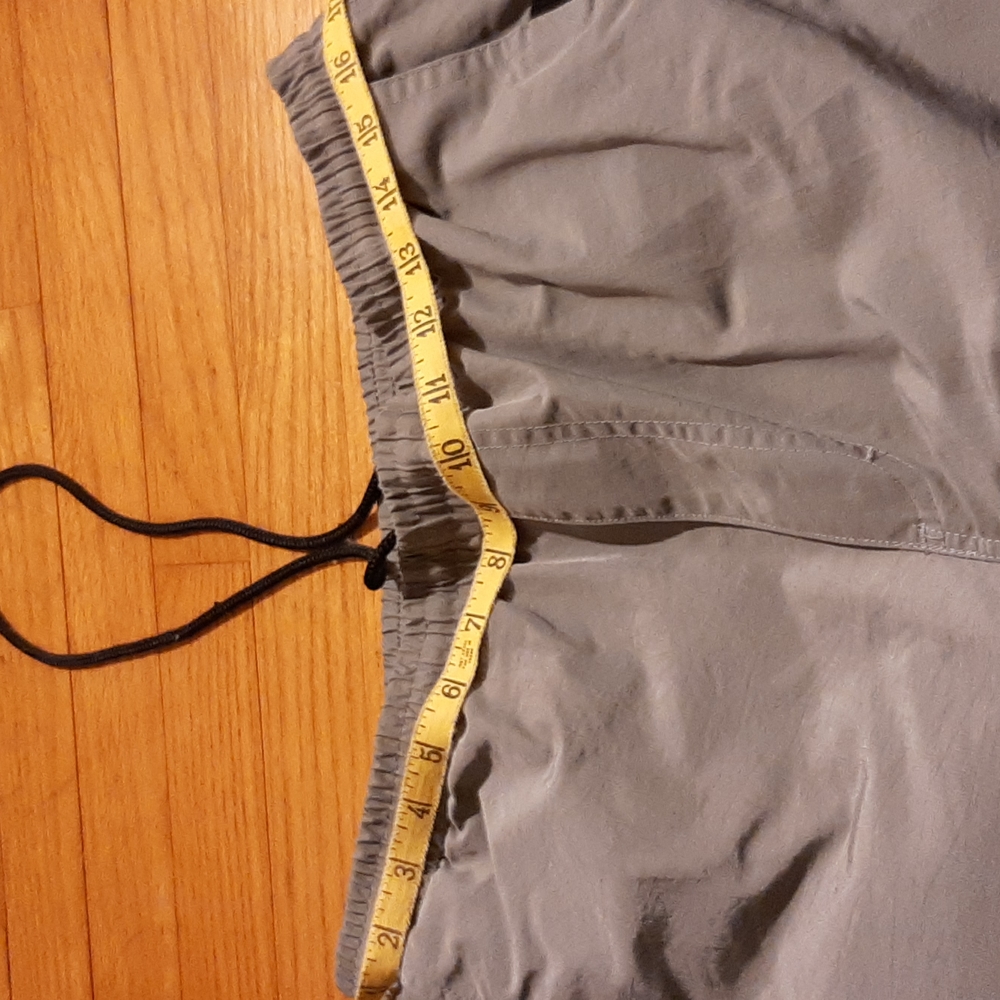 1/2 PRICE🔻Old Navy Nylon Shell Ski/Snowboard Pants - Picture 4 of 11
